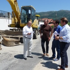 Presidente da Cmara em visita de trabalho s freguesias de Crasto e Lavradas