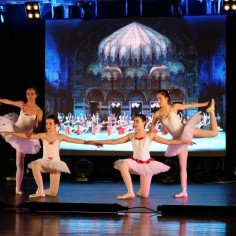Espetculo da Escola de Ballet encerrou atividades do ano letivo 