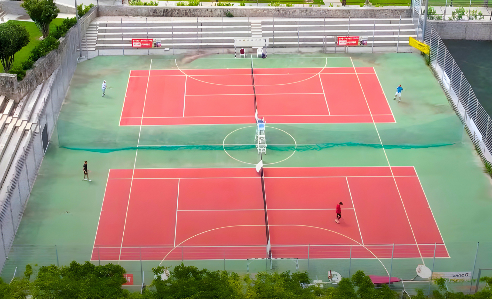 Campos de T&eacute;nis